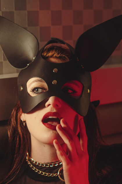 Masque Oreilles Lapin Noir & Gold