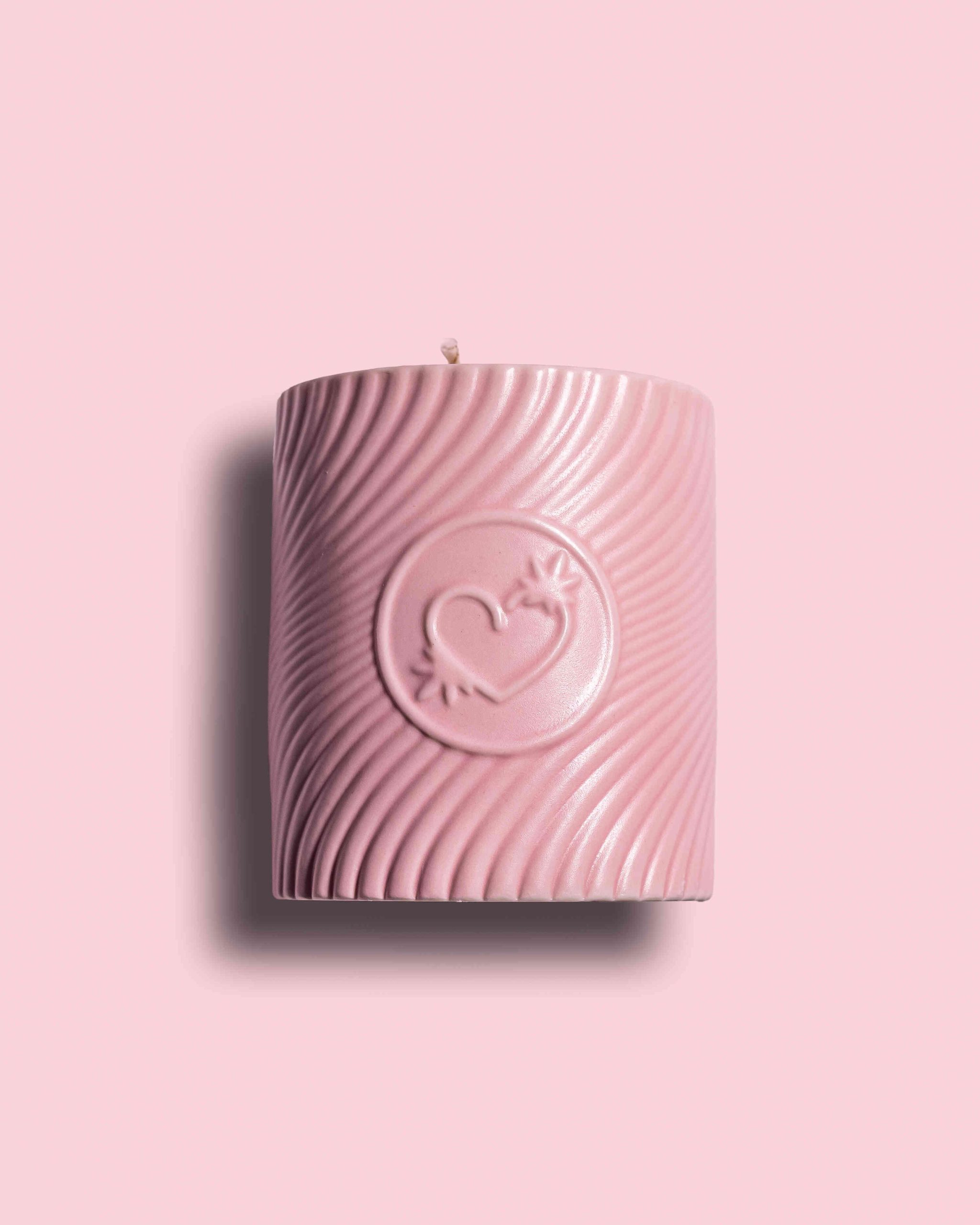 Bougie de massage Rose 220 ml - Fraises et champagne – Image 4