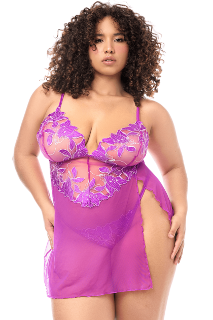 Babydoll grande taille en résille brodée florale et string